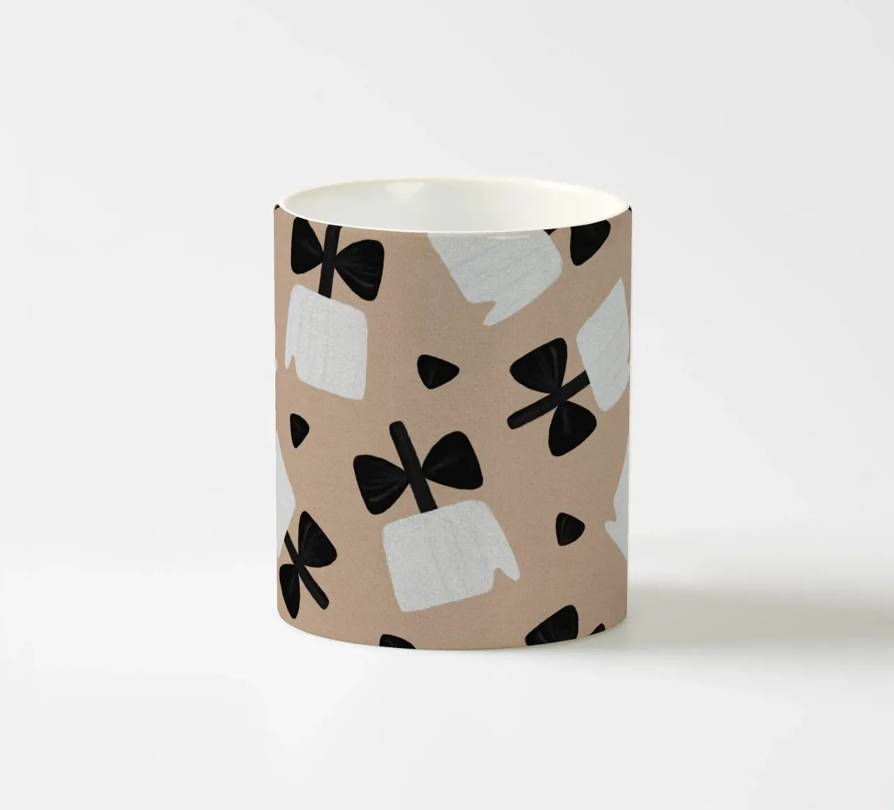 Scandi Botanical II Keramik Tasse von Orara Studio