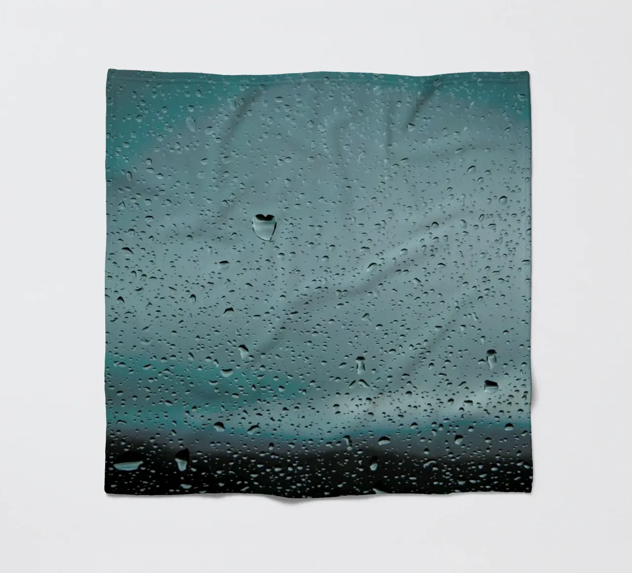 Love Drop Window coperta in pile da Marc Gruninger