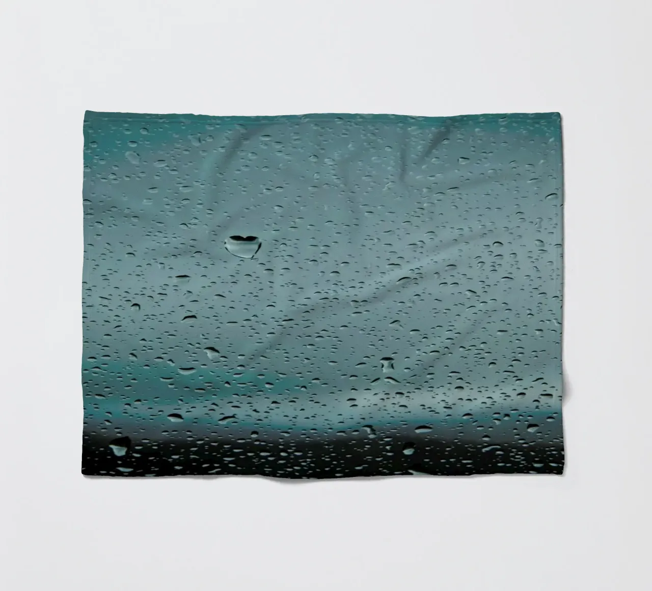 Love Drop Window coperta in pile da Marc Gruninger