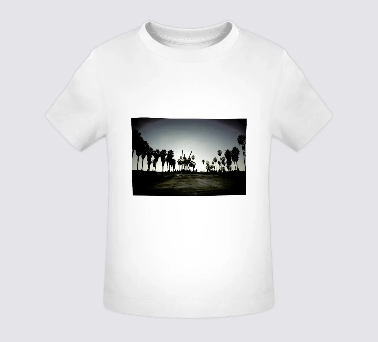 V Baby T-Shirt von Marc Gruninger