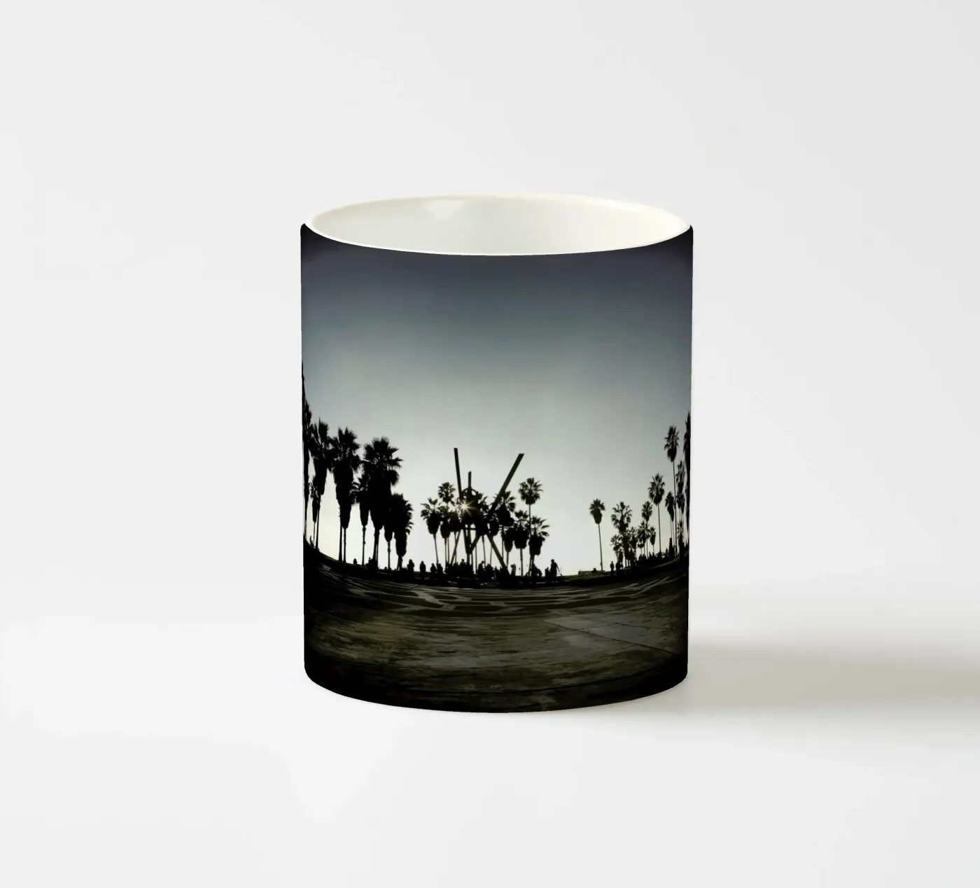 V ceramic mug by Marc Gruninger