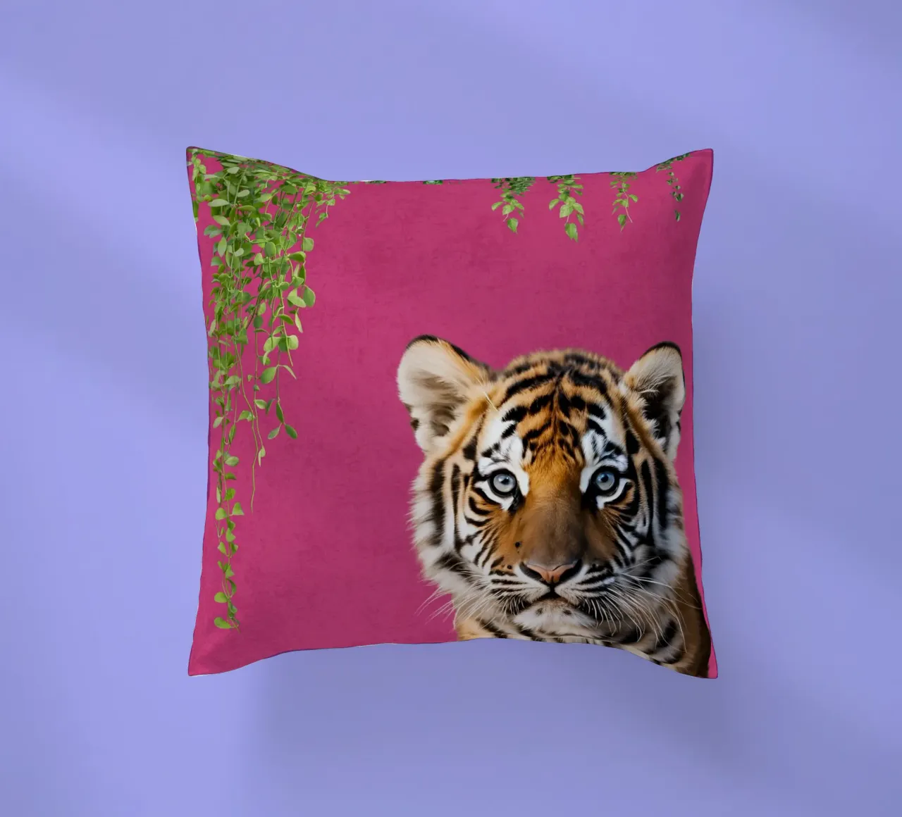 Fierce in Fuchsia cuscino da DesignArt