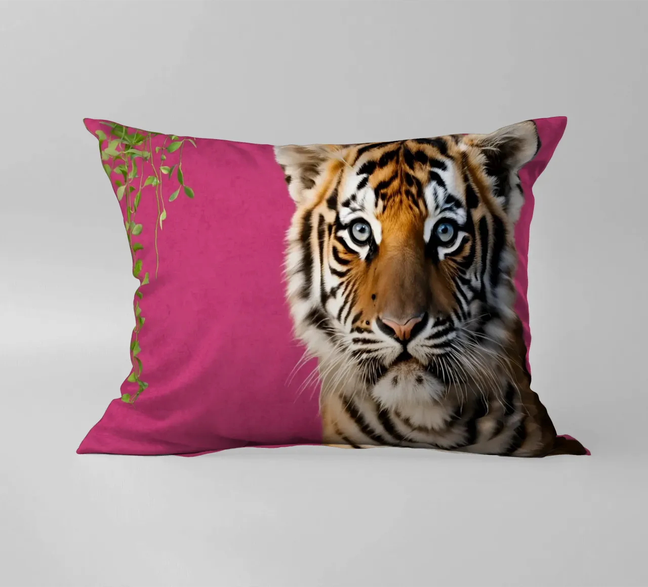 Fierce in Fuchsia cuscino da DesignArt