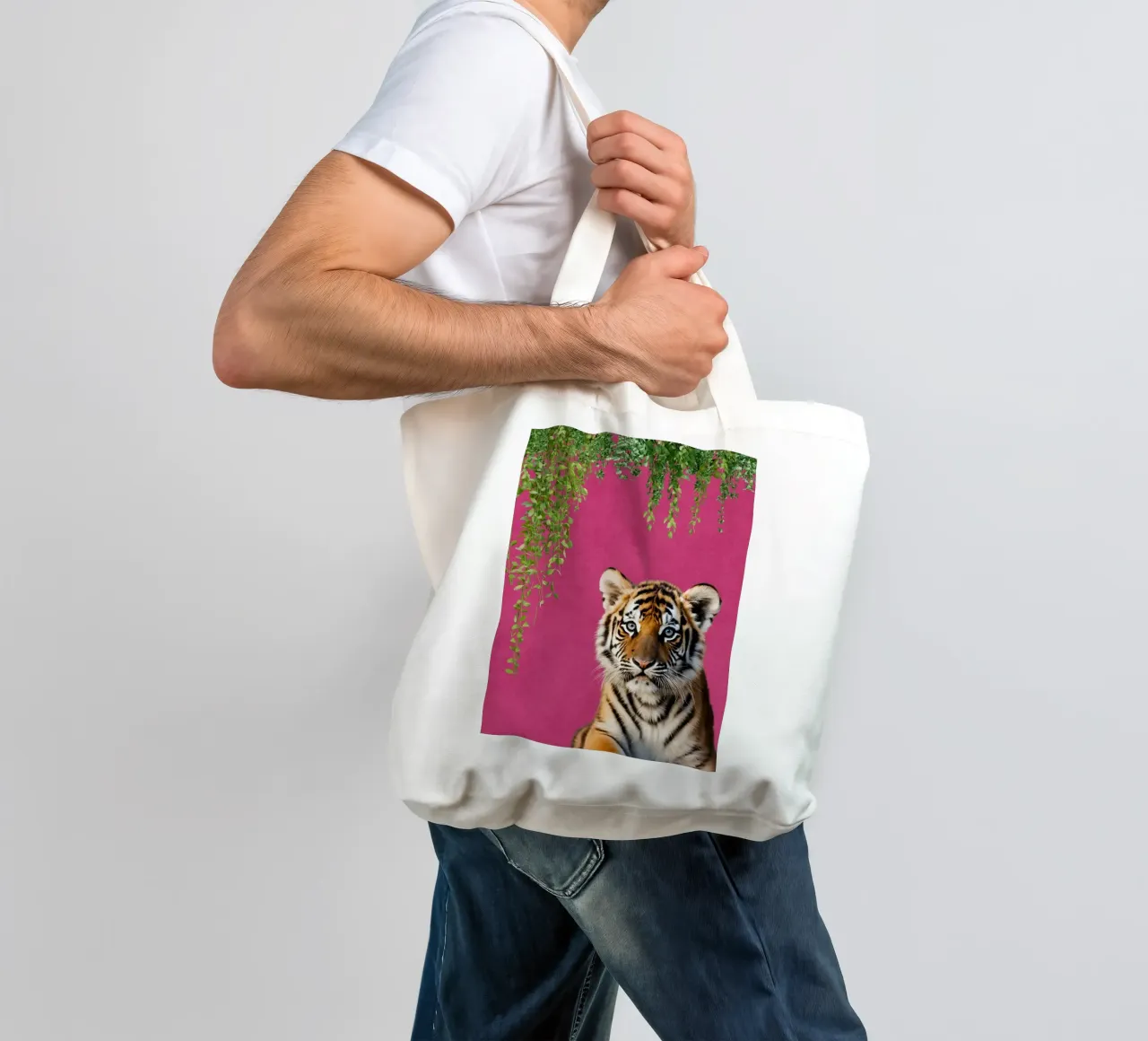 Fierce in Fuchsia borsa in juta da DesignArt