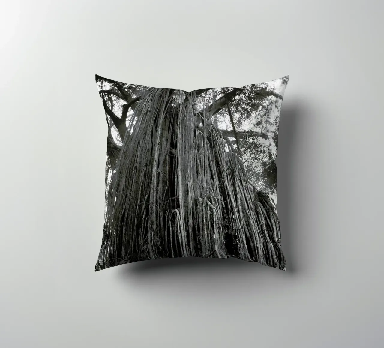 Curtain Fig Tree cuscino da Victoria Frost