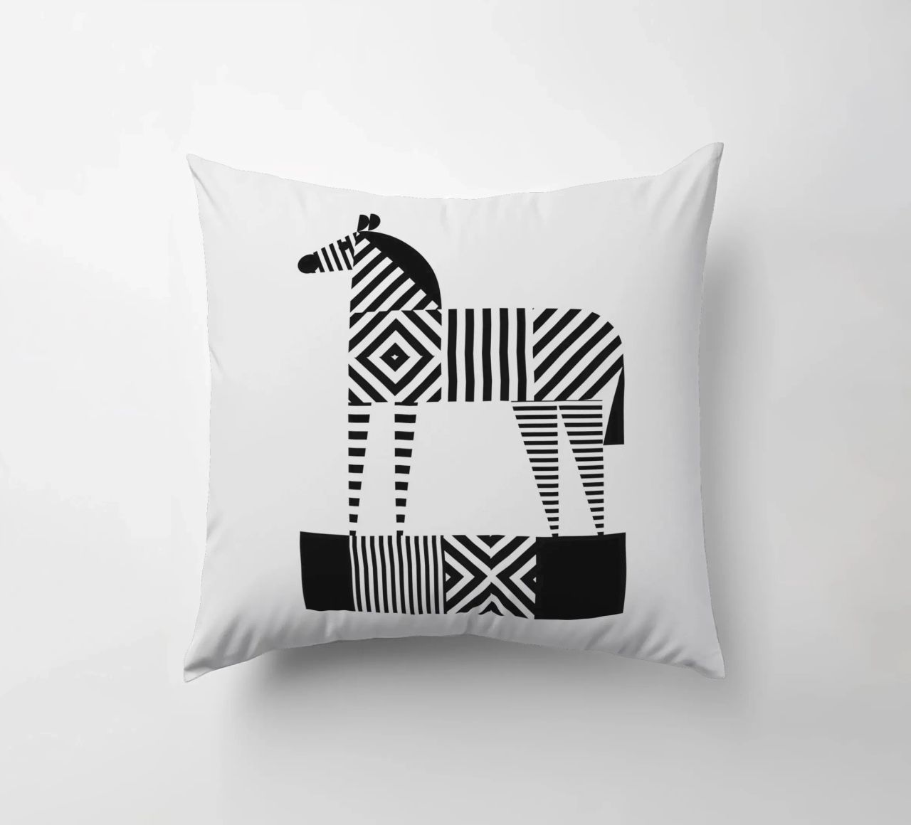 Zebra (b&w) cuscino da Greg Mably Studio