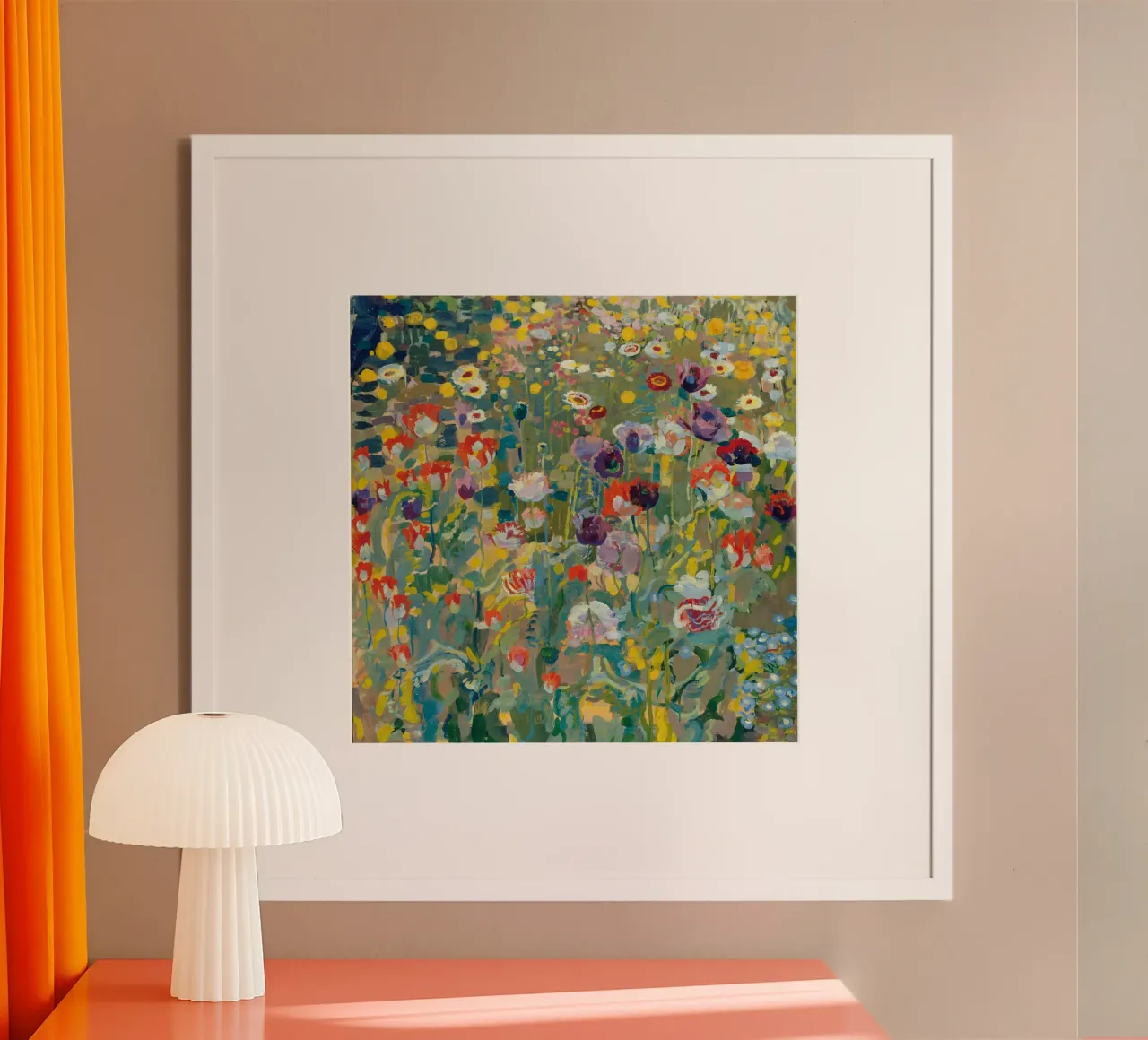 Erich Kuithan - Campo di papaveri poster con telaio in legno da ARTOTHEK