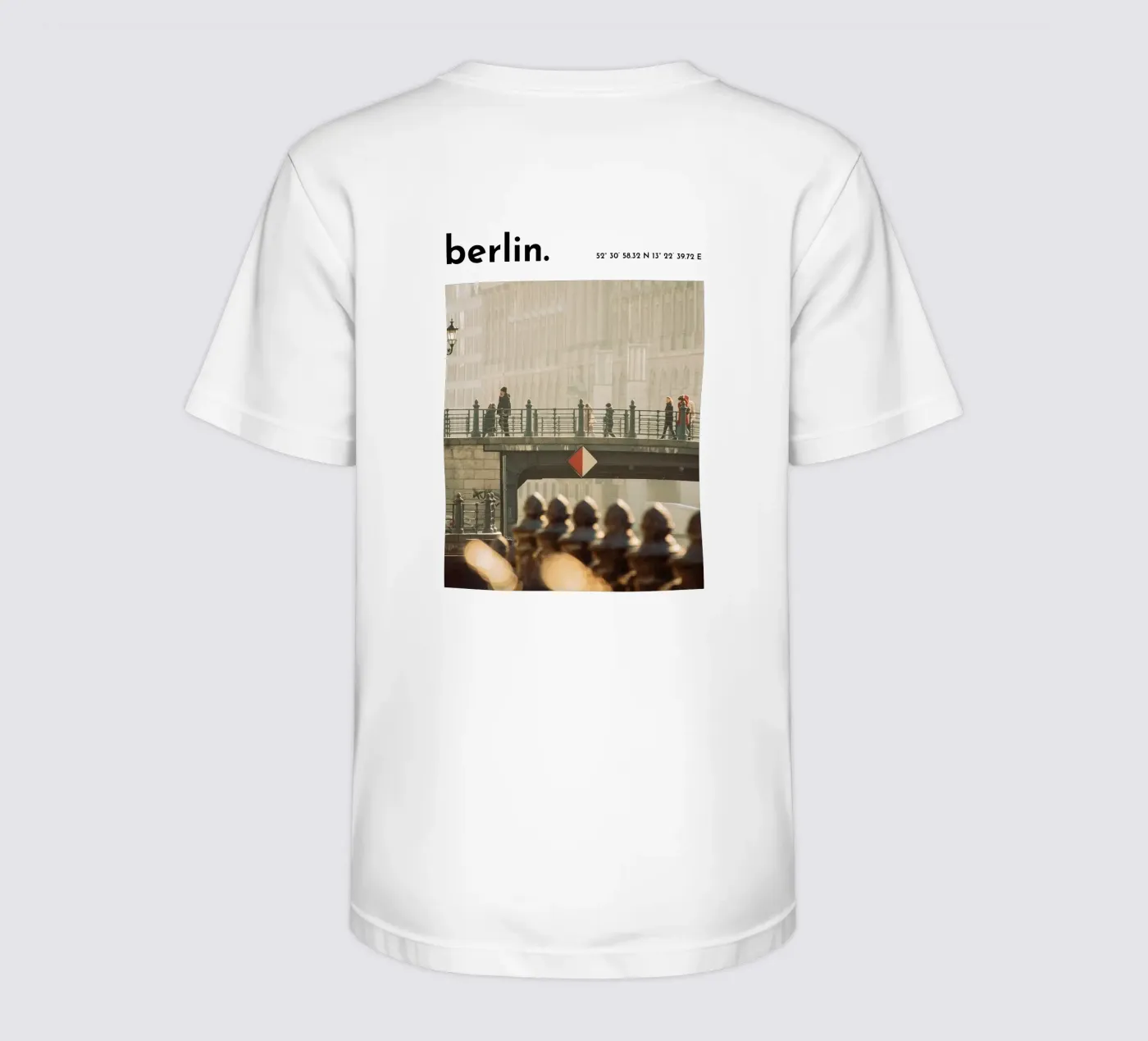 Clean one t-shirt bambini da we line studio - design