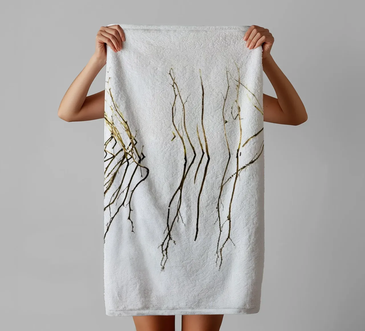 Minimal abstract reflections towel by Teresa André