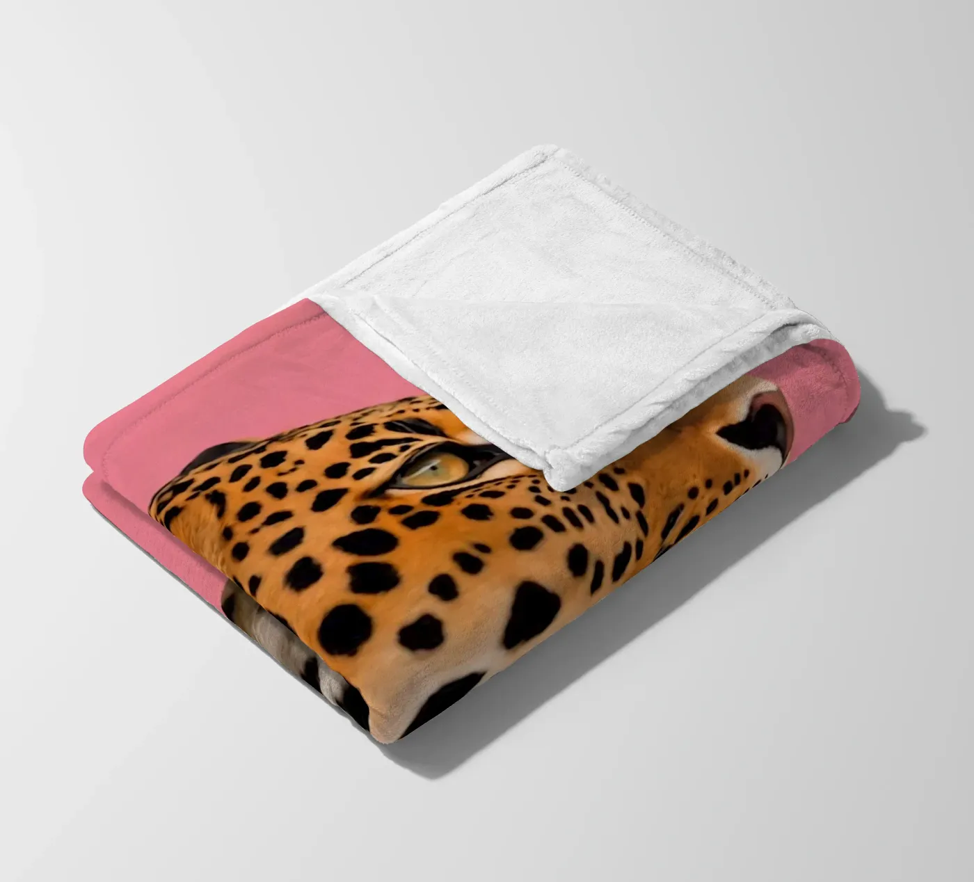 Leopard pink background Fleecedecke von Eliban