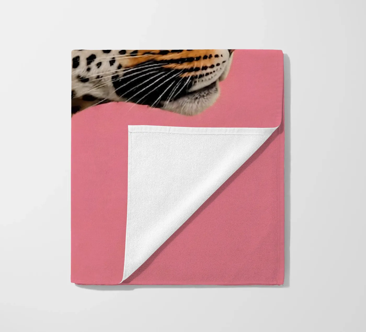 Leopard pink background telo mare da Eliban
