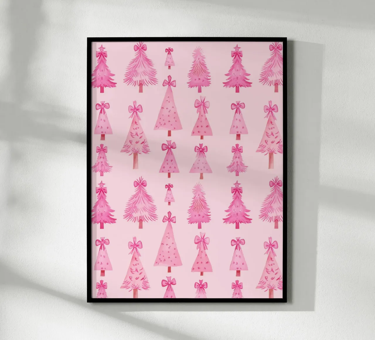 Alberi di Natale rosa con fiocchi rosa - Coquette Christmas poster con telaio in plastica da Gentle Echoes Art
