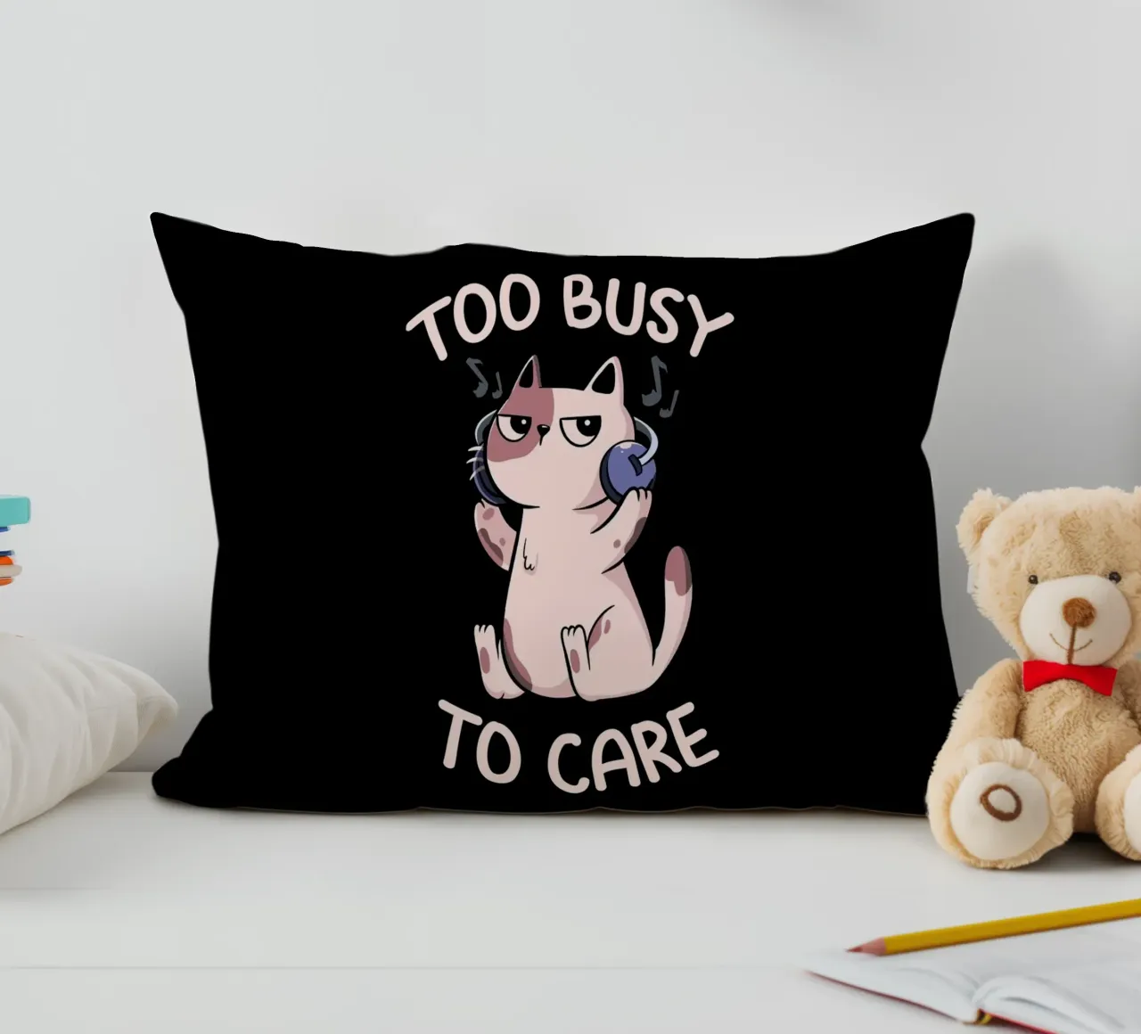Too Busy to Care Antisocial Cat cuscino da Tobe Fonseca