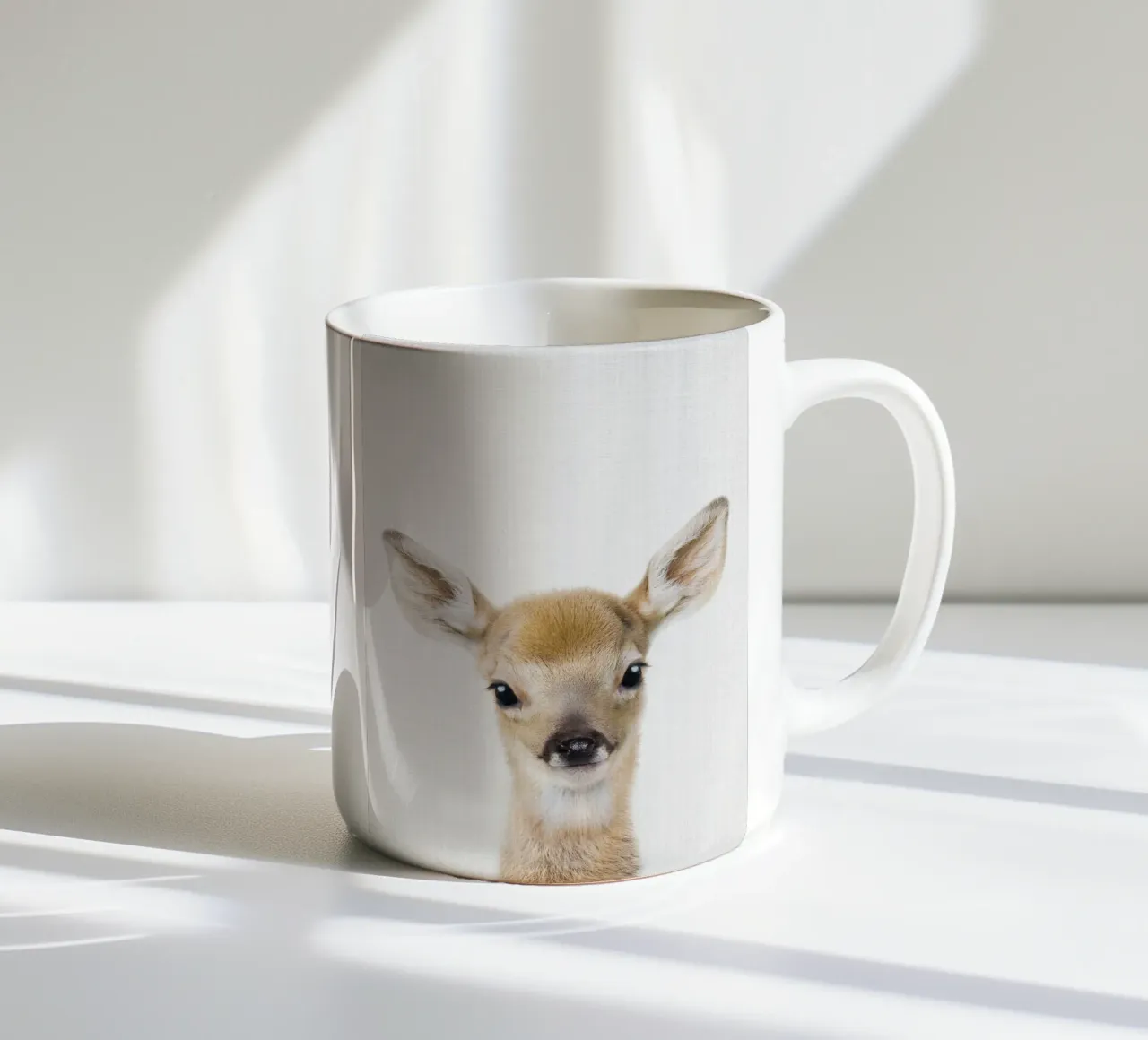 Peekaboo Deer Fawn tazza in ceramica da Lila x Lola
