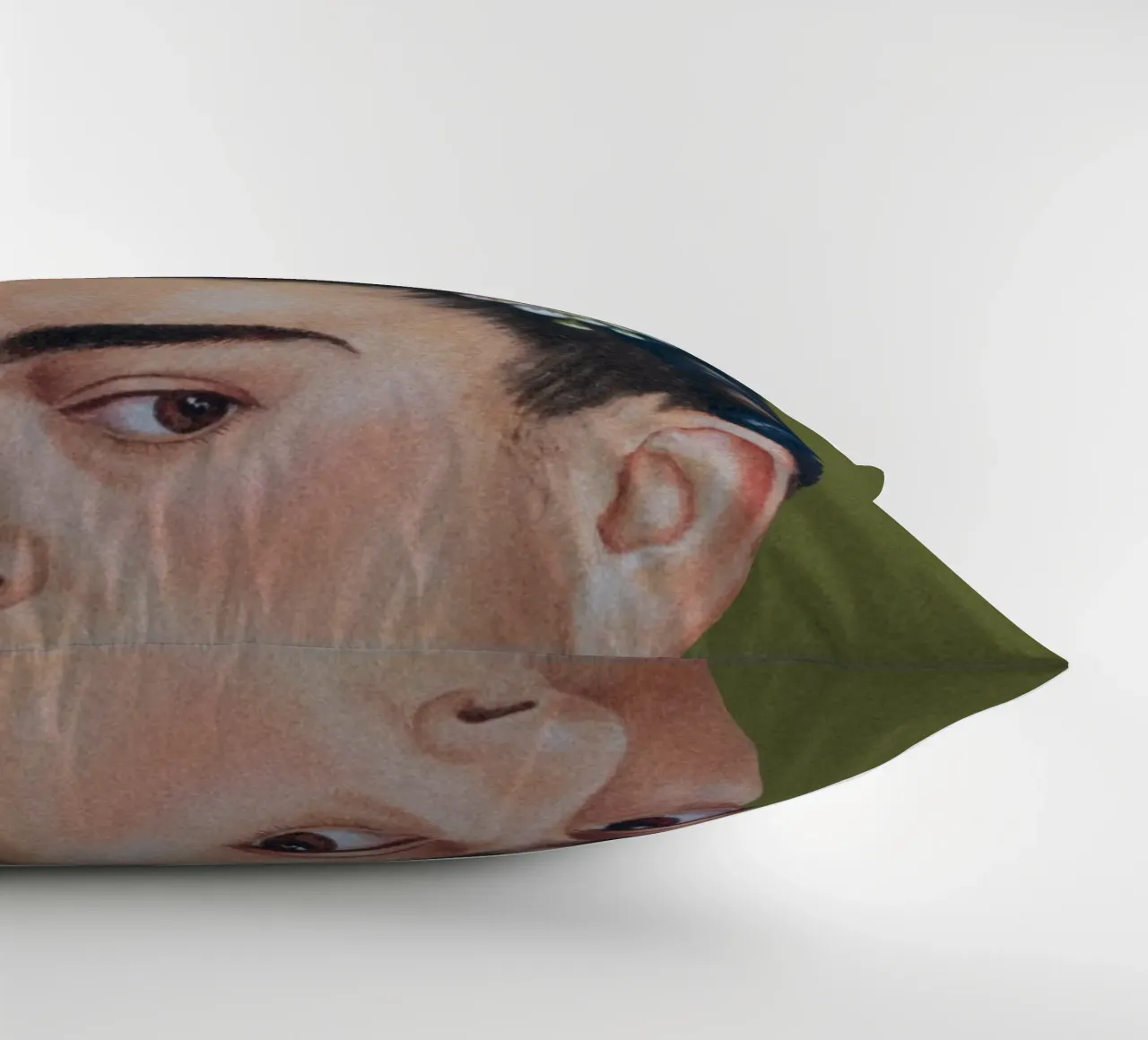 Mezza Frida verde cuscino da Carinaprint