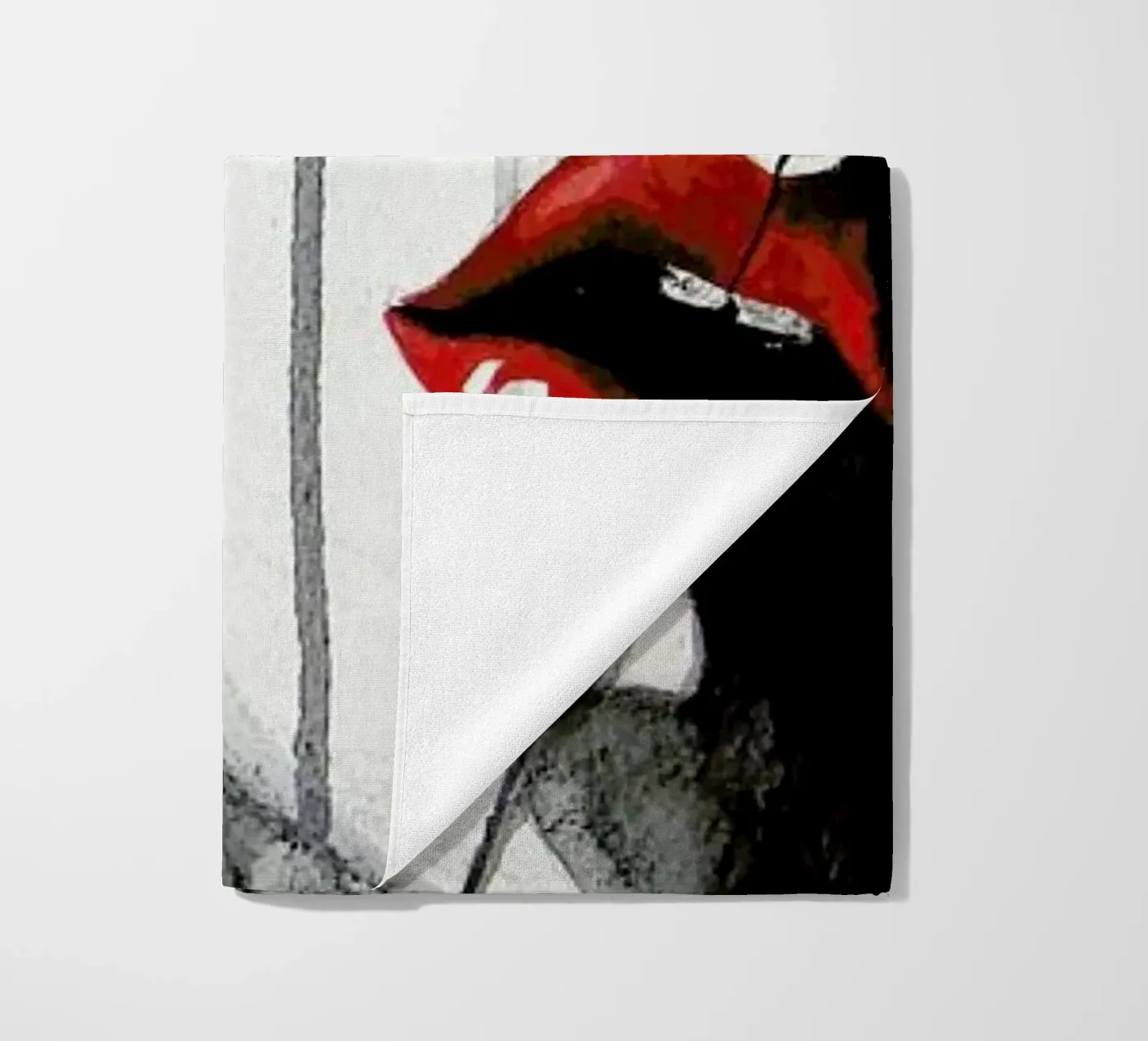 Doubt Strandtuch von Rebekka