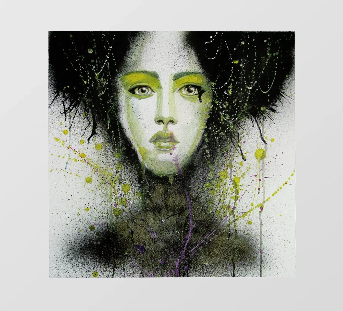 Dark Queen backlit film by Rebekka