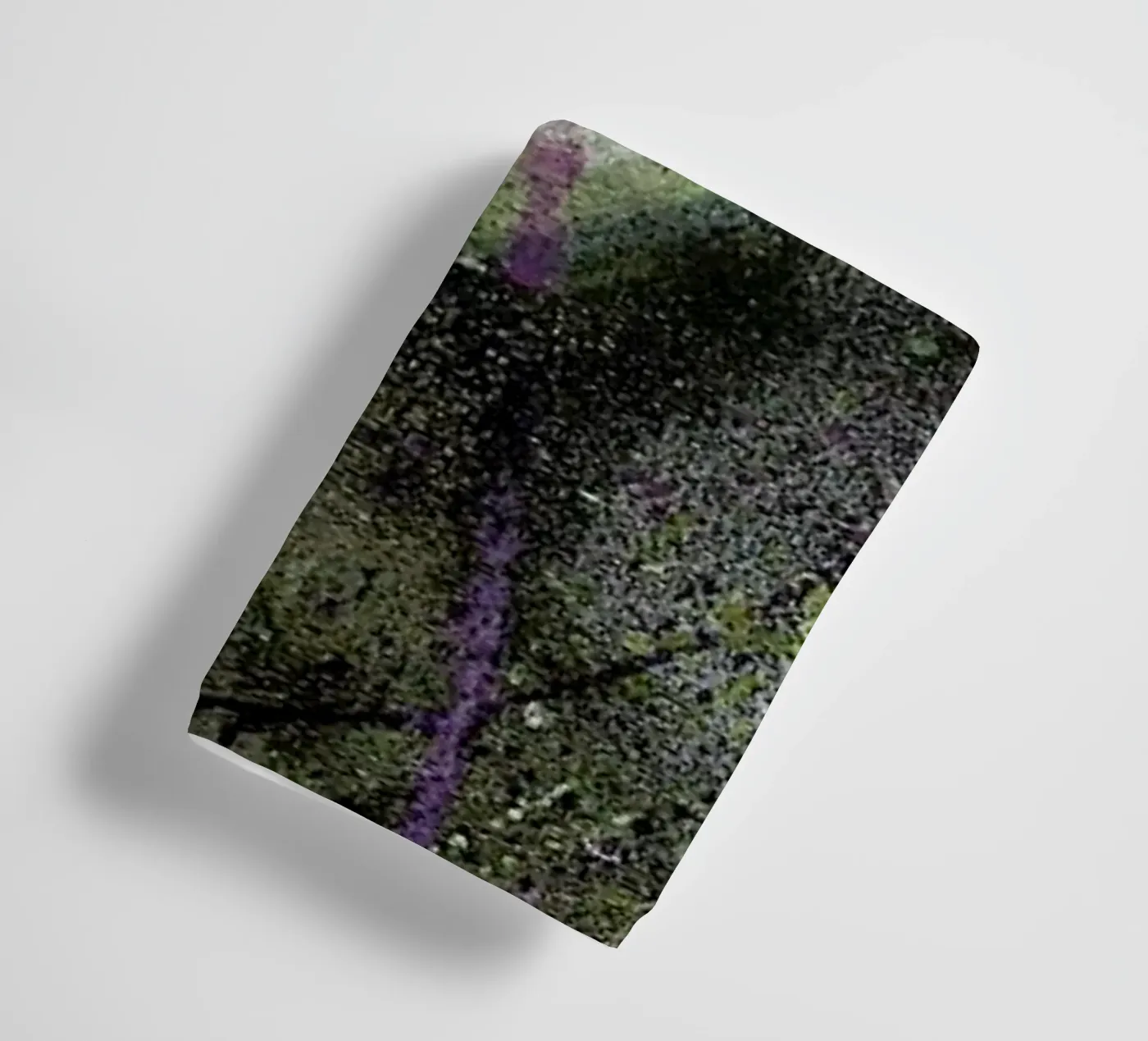 Dark Queen towel by Rebekka