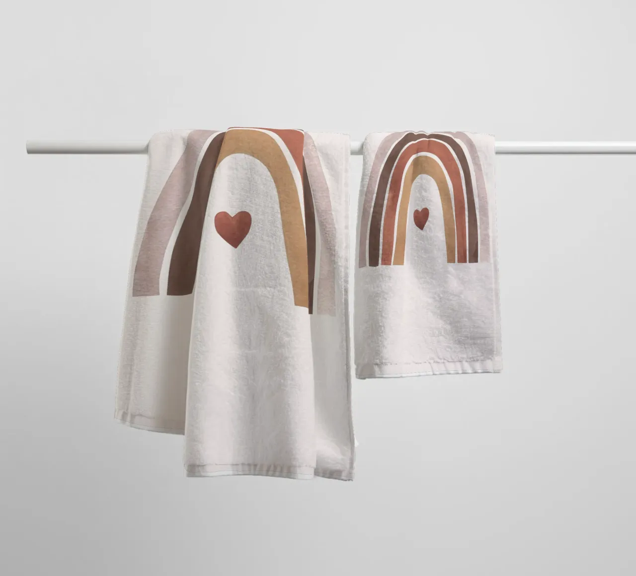 Amore arcobaleno - Design minimalista a forma di cuore asciugamano da bagno da Whole©