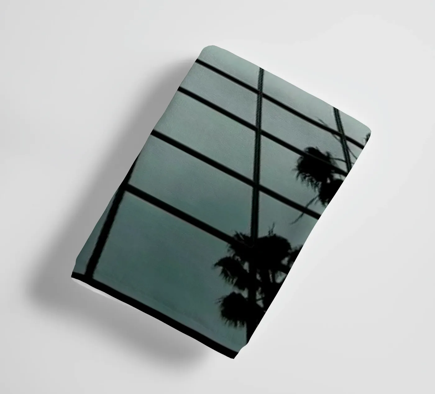 Reflections badhanddoek van Marc Gruninger