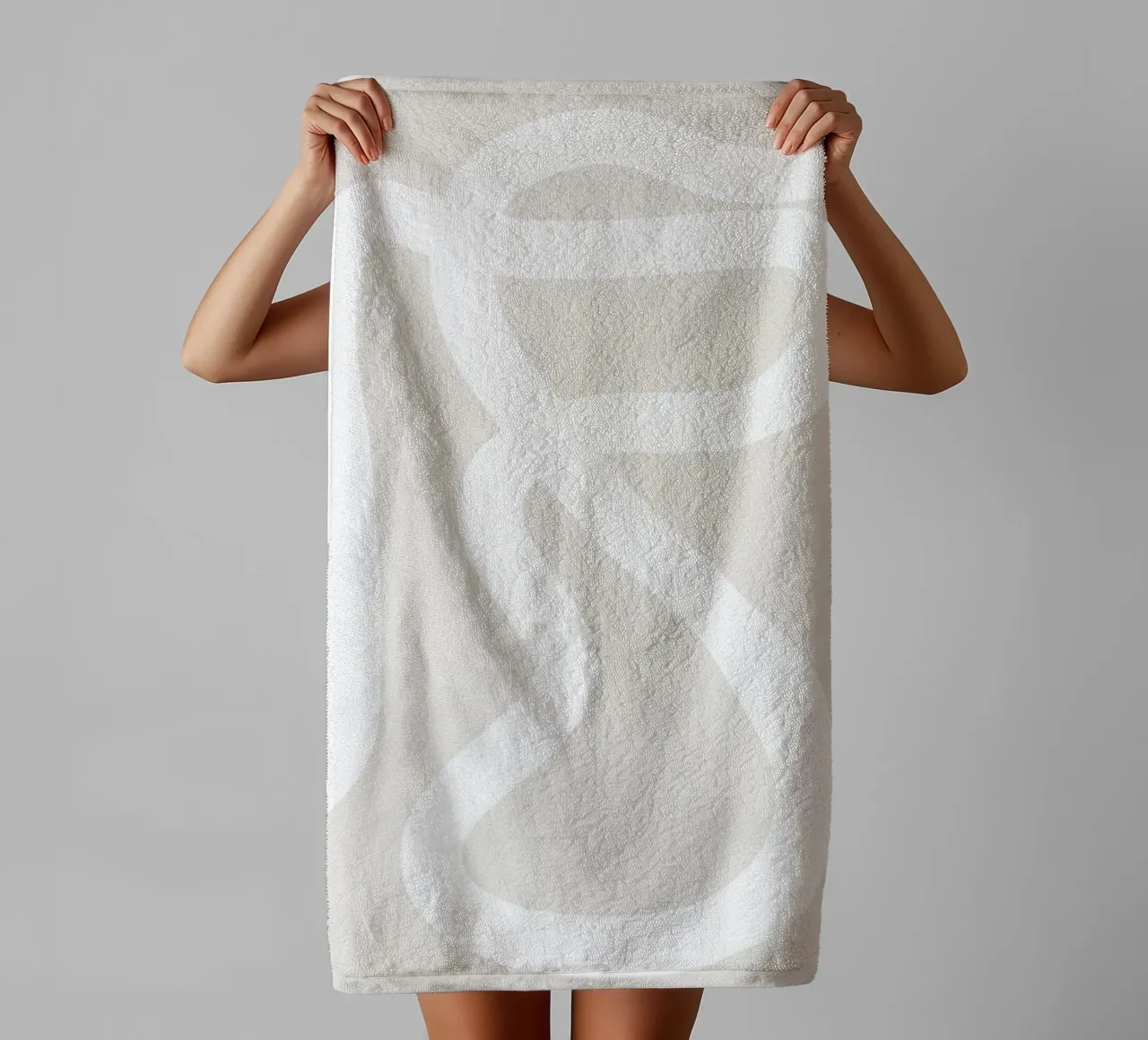 Organic lines - abstract minimalist design towel by Whole©