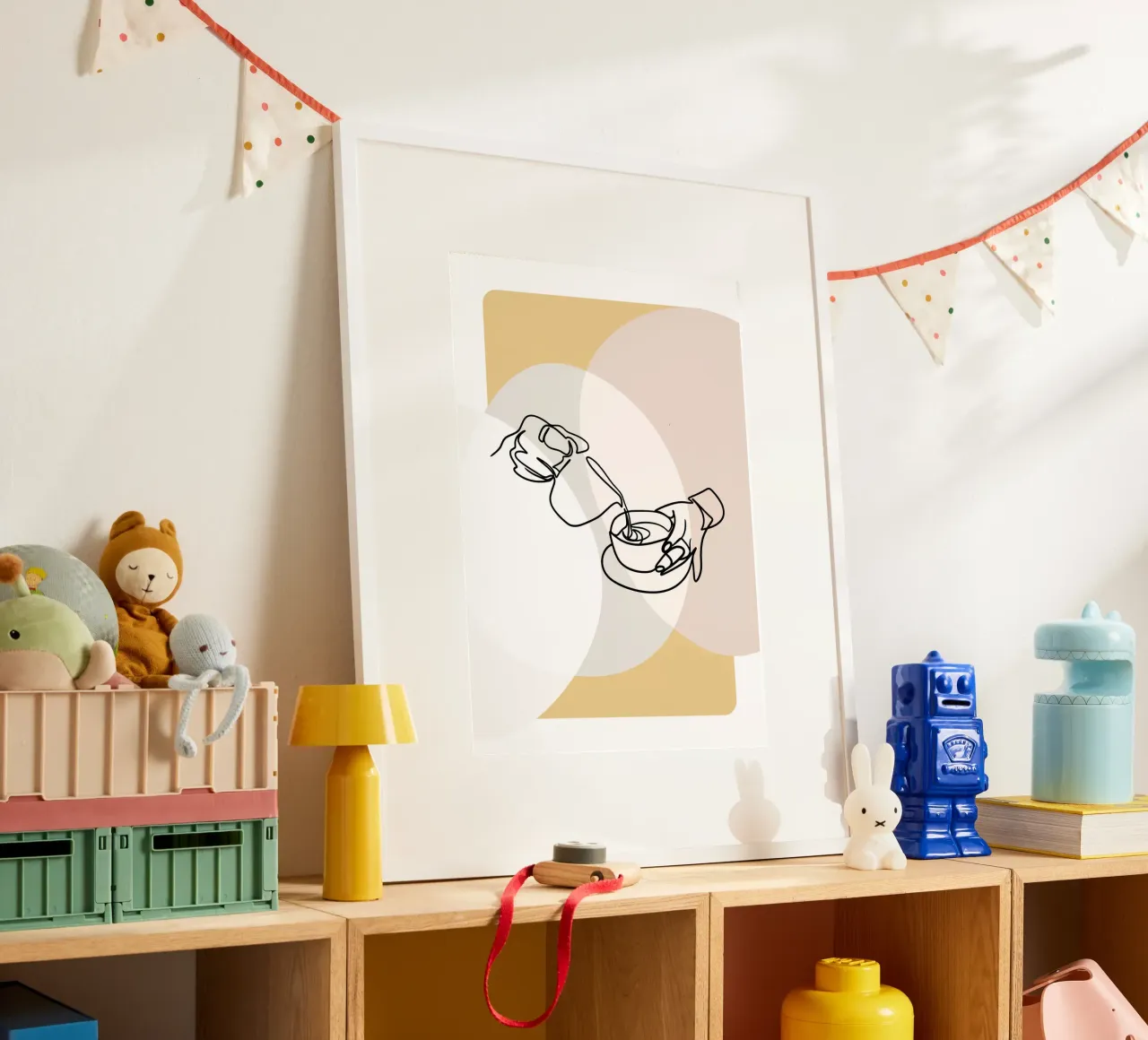 Coffee into a cup poster con telaio in plastica da LisaArtes
