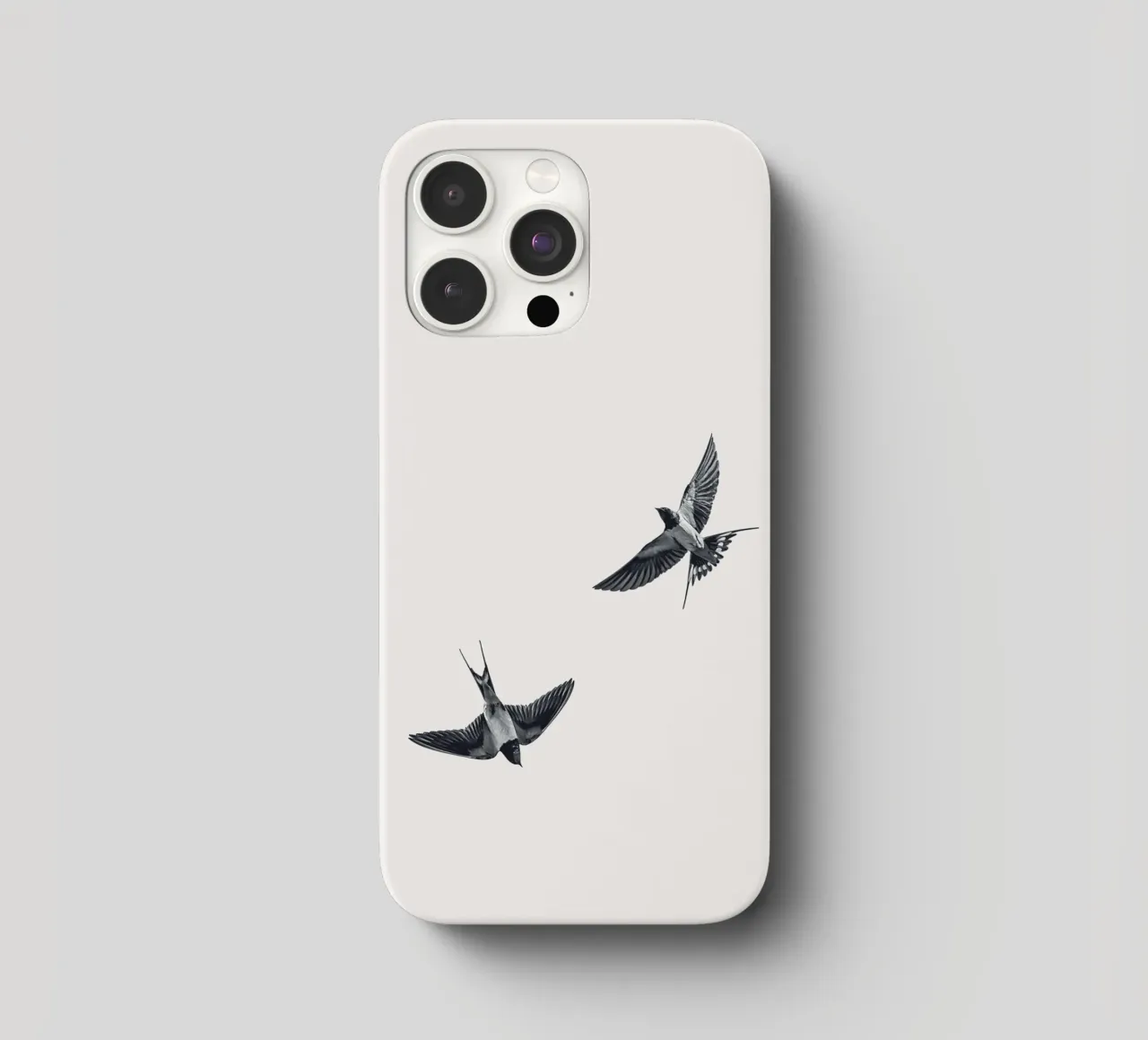 Twee zwaluwen - Minimalistisch natuurlijk ontwerp iphone hoesje van Whole©