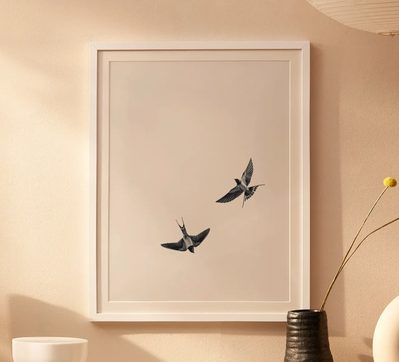 Twee zwaluwen - Minimalistisch natuurlijk ontwerp hahnemühle van Whole©