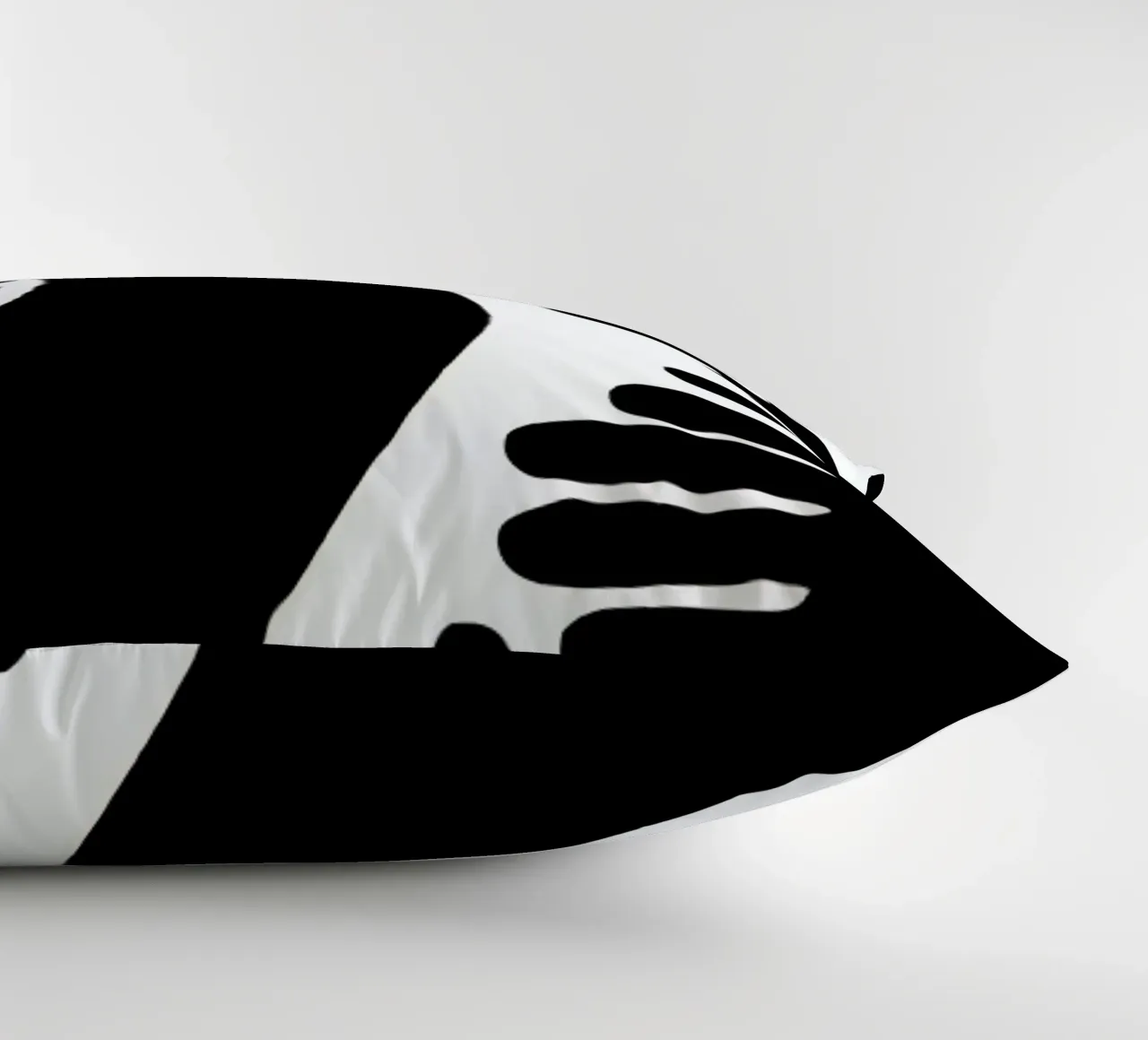 Hands cuscino da Richard Hood