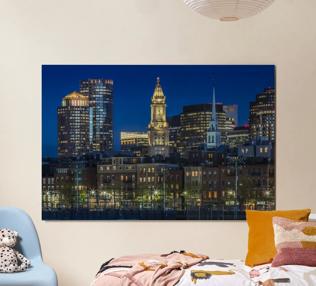 BOSTON Abendliche Skyline von North End & Financial District Poster mit Holzrahmen von Melanie Viola