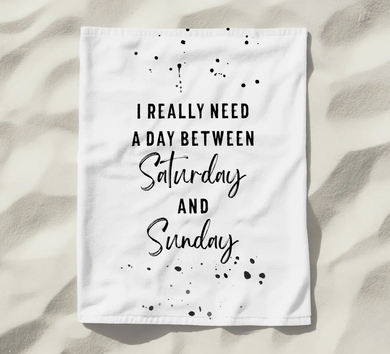 Day between Saturday and Sunday telo mare da Melanie Viola