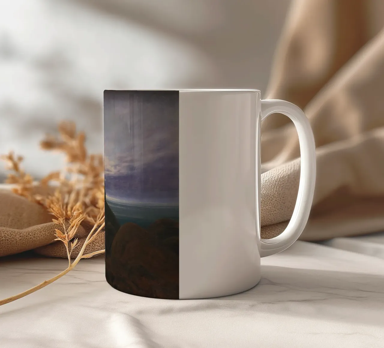 Caspar David Friedrich - Il sorgere della luna sul mare tazza in ceramica da Timeless Artworks