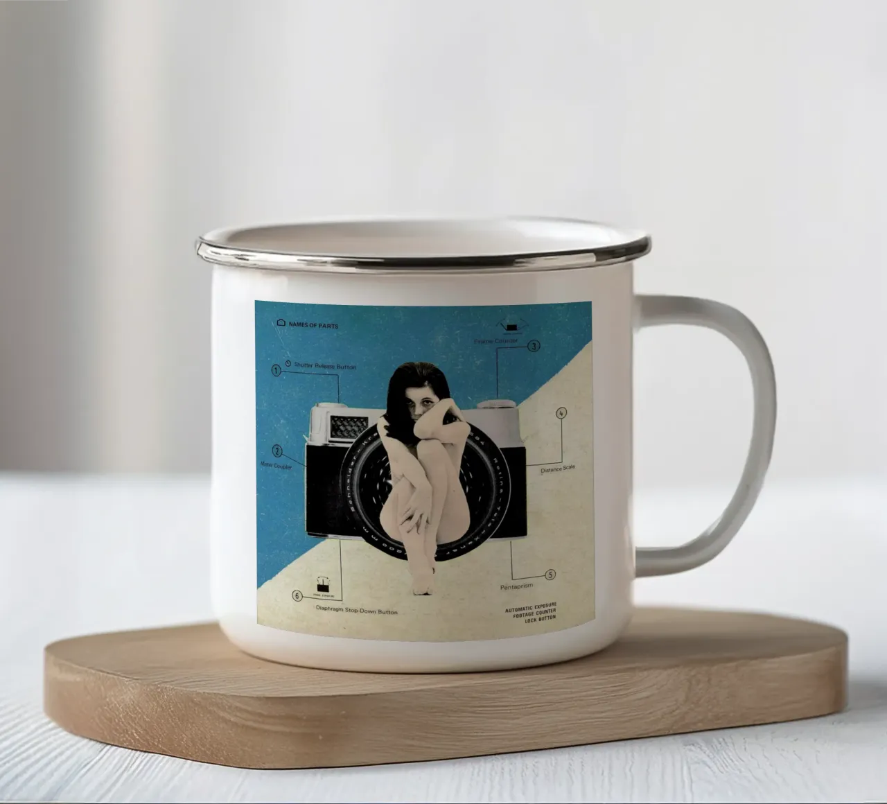Users Manual Emaille Tasse von Sammy Slabbinck
