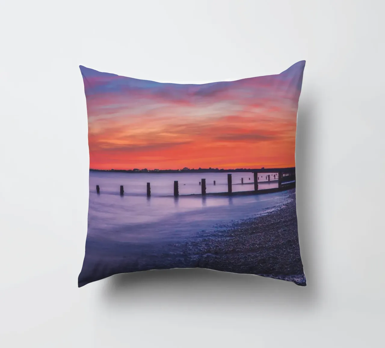 Hythe Sunset cojín de Dave Hare Photography