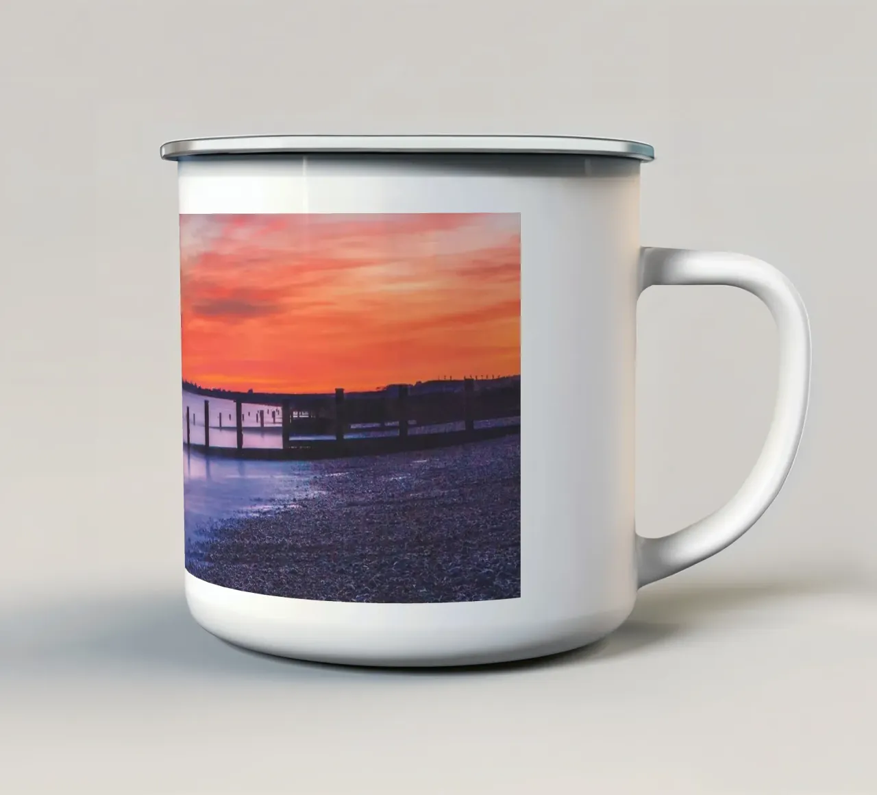 Hythe Sunset tazza in smalto da Dave Hare Photography