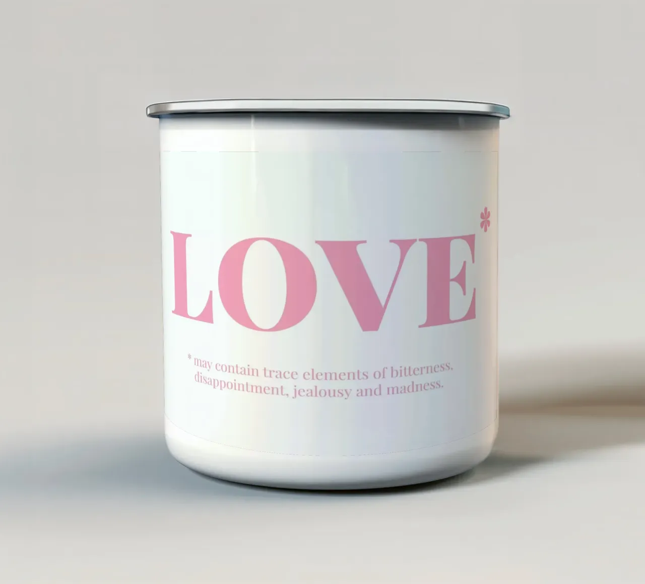 Love tazza in smalto da Chris Wharton