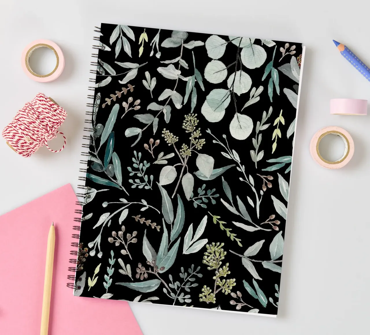 Black Eucalyptus Leaves Pattern Ringbuch von anisillustration
