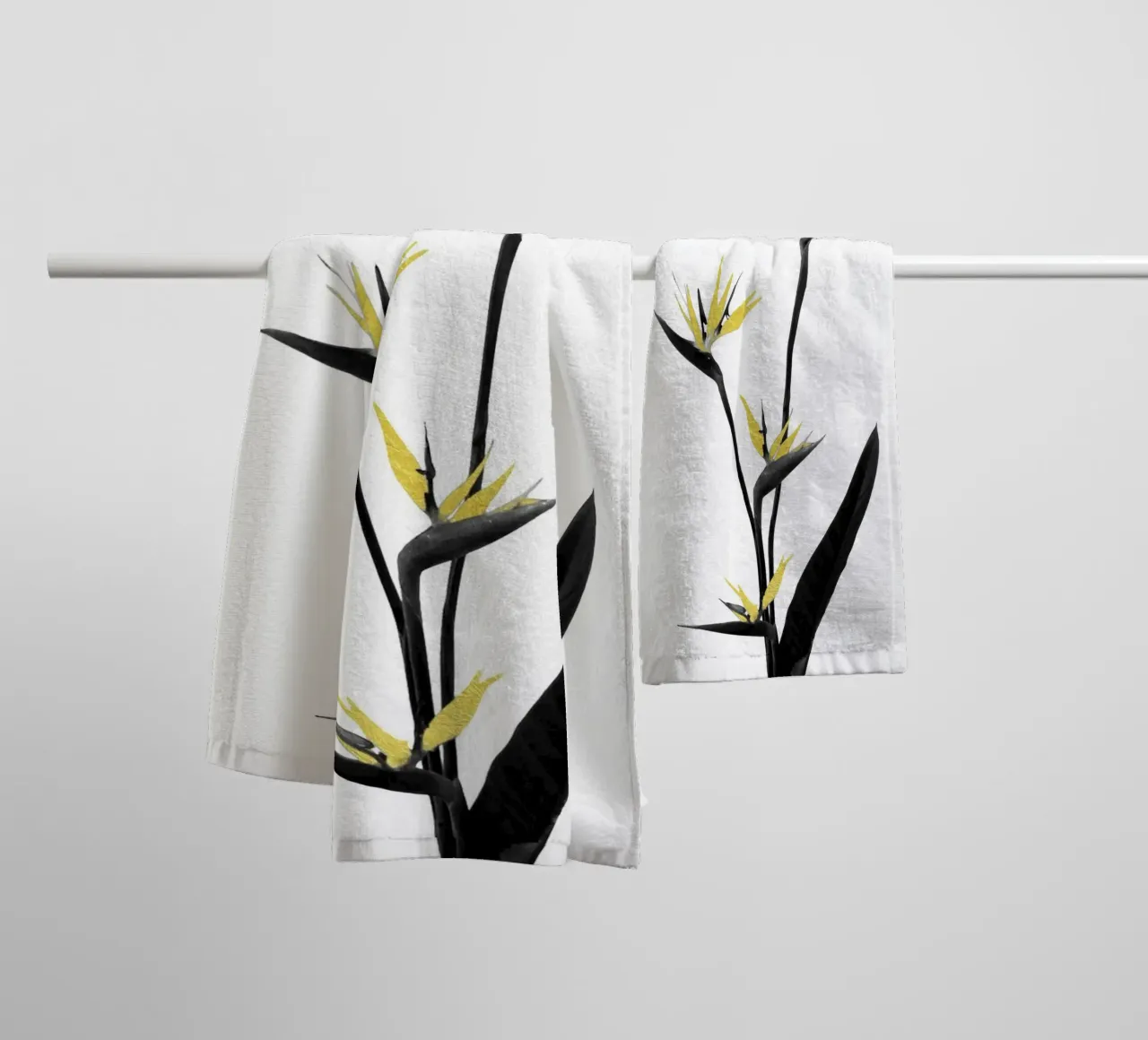 Bloem Minimal Zwart en Goud 05 badhanddoek van amini54