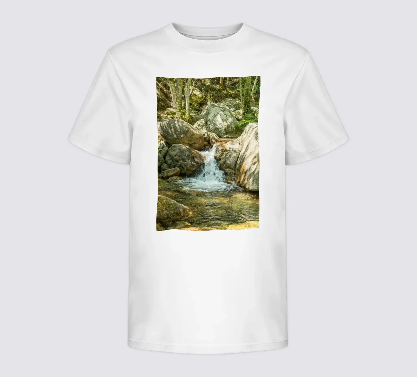 Cascata t-shirt bambini da Curious Collections by Marielle Leenders