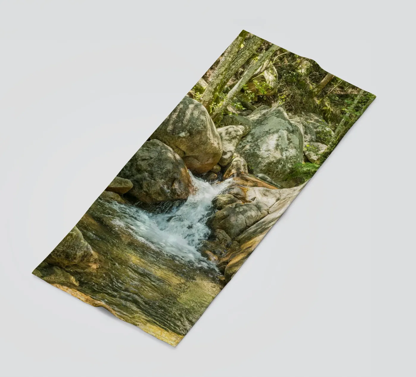 Waterfall telo mare da Curious Collections by Marielle Leenders