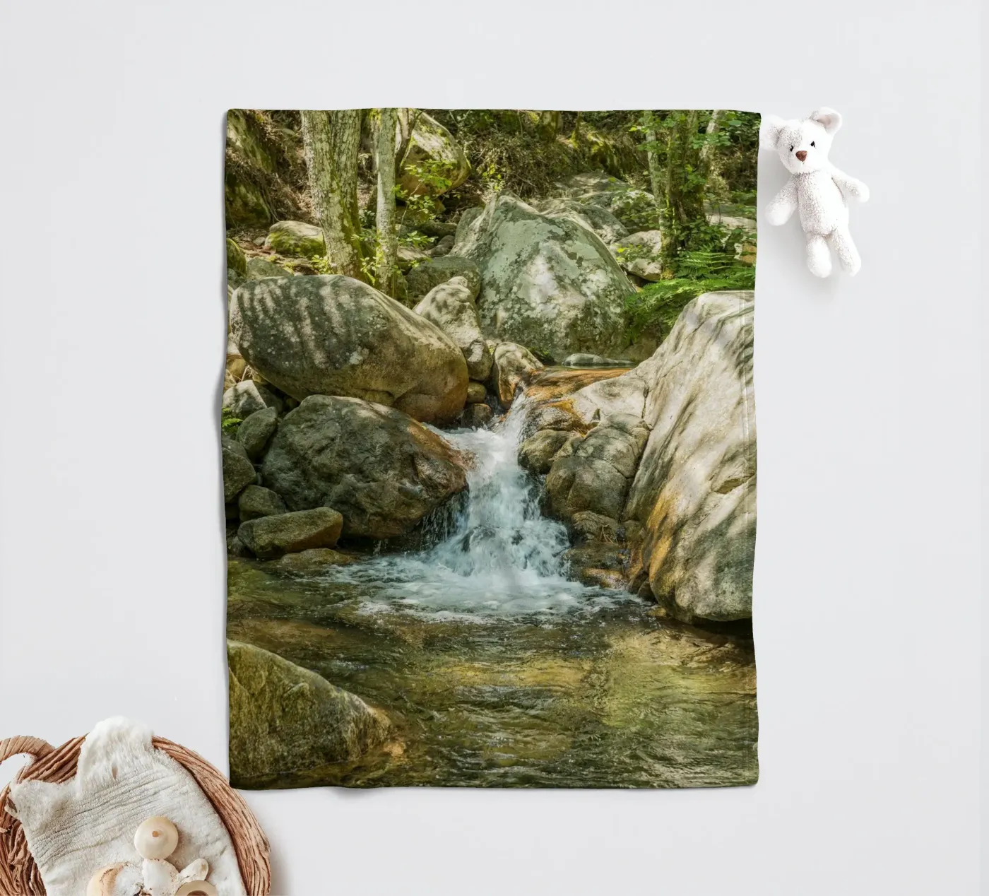 Waterval fleecedeken van Curious Collections by Marielle Leenders