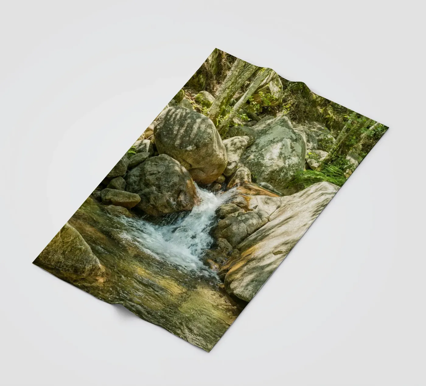 Waterfall Fleecedecke von Curious Collections by Marielle Leenders