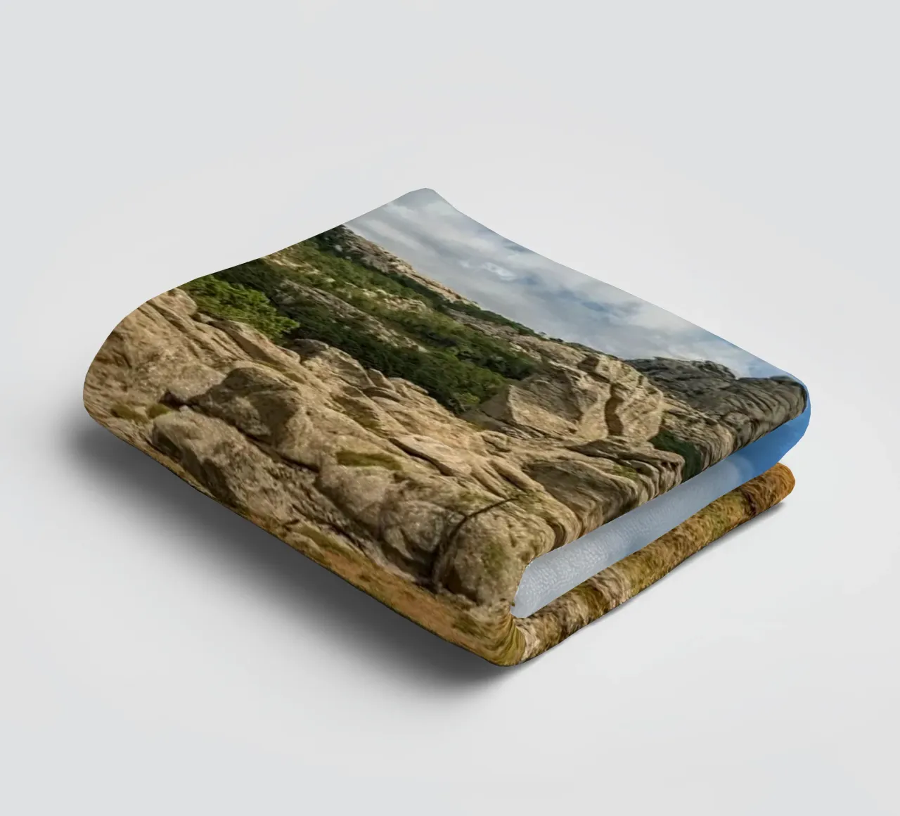 Mountainview Corsica asciugamano da bagno da Curious Collections by Marielle Leenders
