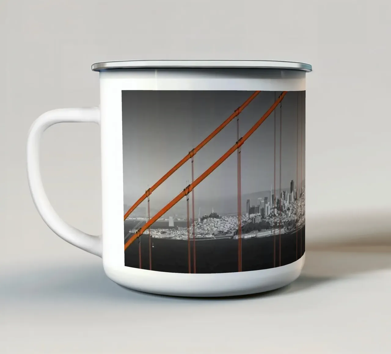 Ponte del Golden Gate - Panorama tazza in smalto da Melanie Viola