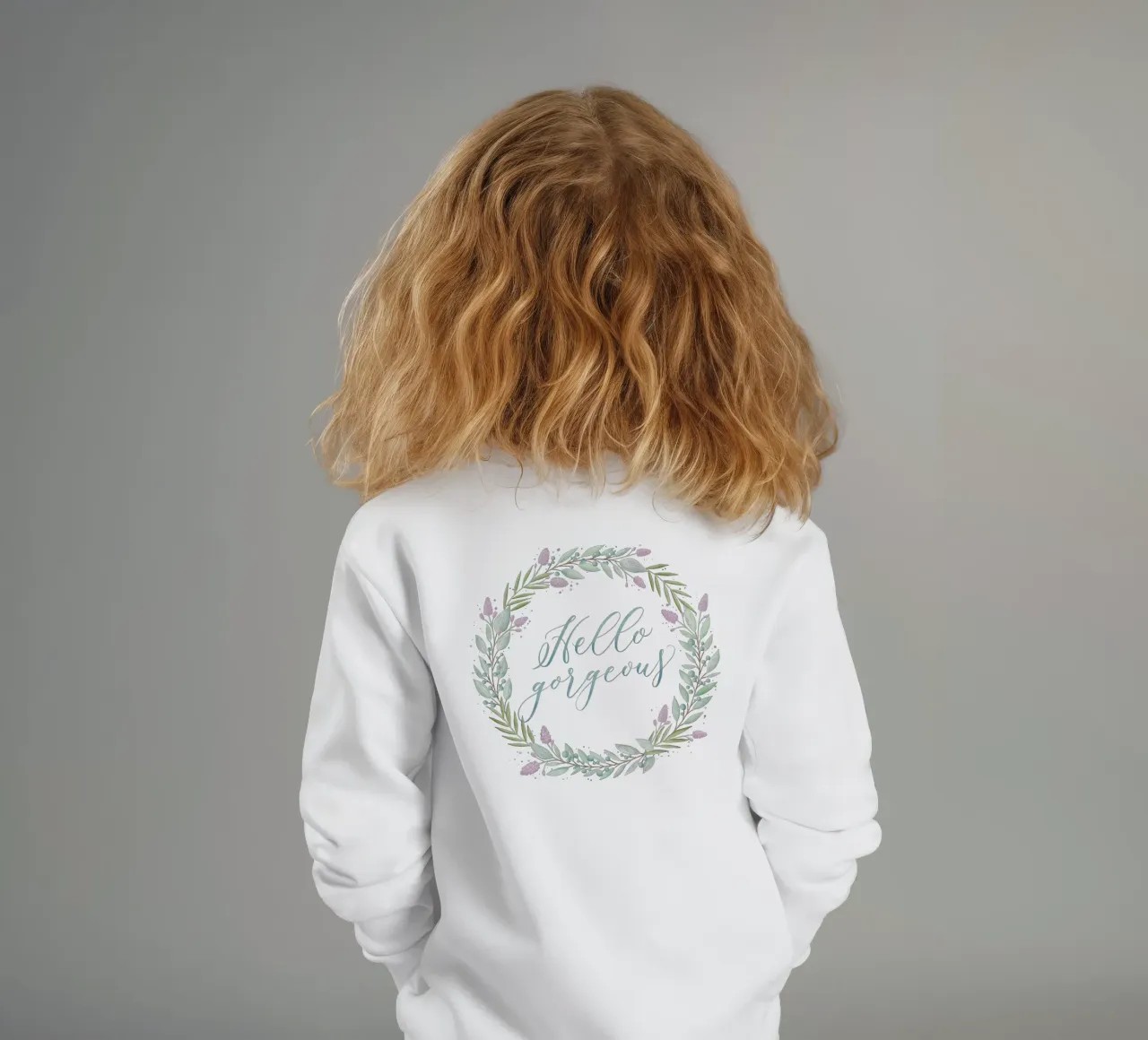 Ghirlanda floreale: Ciao, splendido. Fiori con calligrafia delicata felpa bambino da CalliLetters