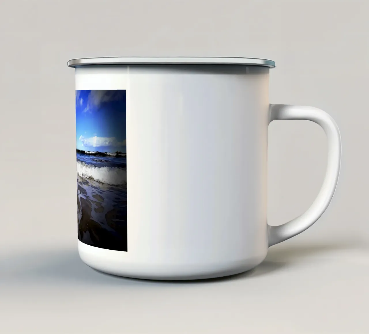 FAA69 tazza in smalto da Thierry vobmann photography