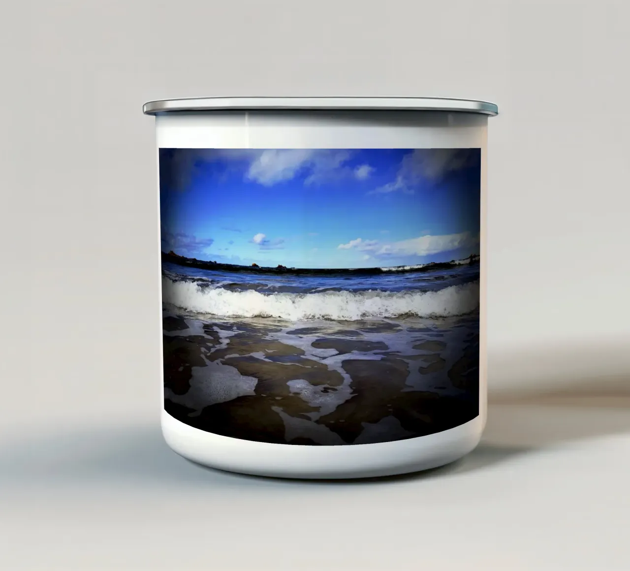 FAA69 tazza in smalto da Thierry vobmann photography