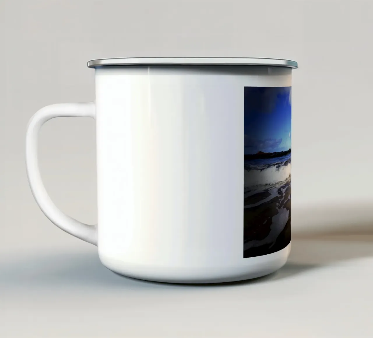 FAA69 tazza in smalto da Thierry vobmann photography