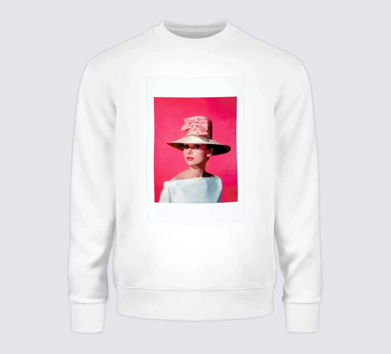 Audrey Hepburn in Funny Face, 1957 Sweatshirt von Gallery Print and Art Limited