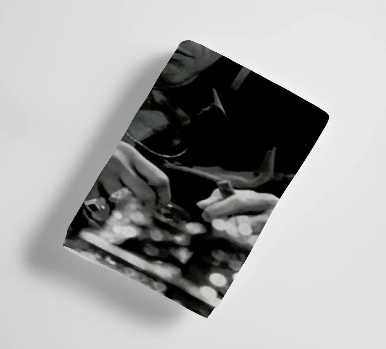 Al Pacino in Scarface asciugamano da bagno da Gallery Print and Art Limited